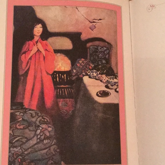 💝MYNE:)💐🦋 👸 A Little Princess Book 📖👸 COLLECTIBLE EDITION! - Picture 8 of 12